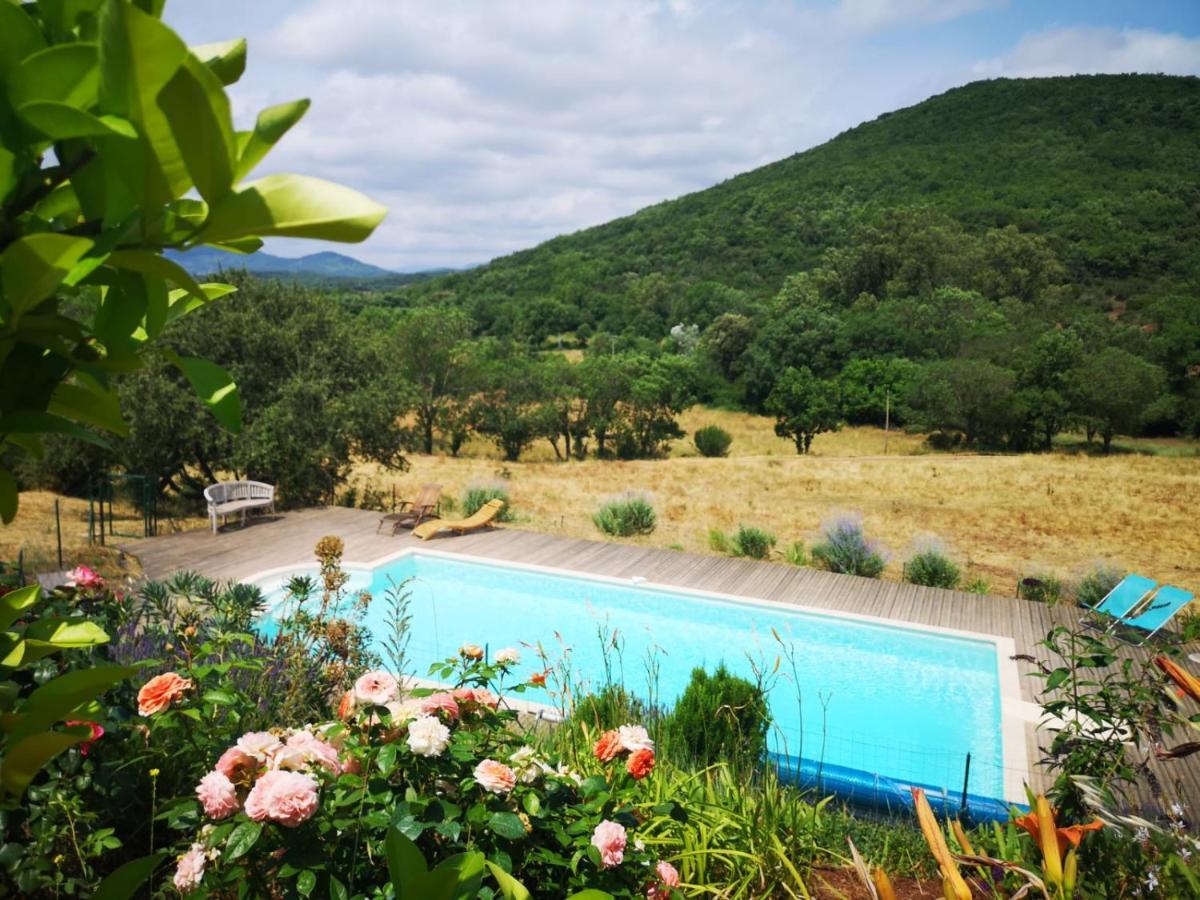 Bed and Breakfast Domaine De Montbarri La Tour-sur-Orb Екстер'єр фото
